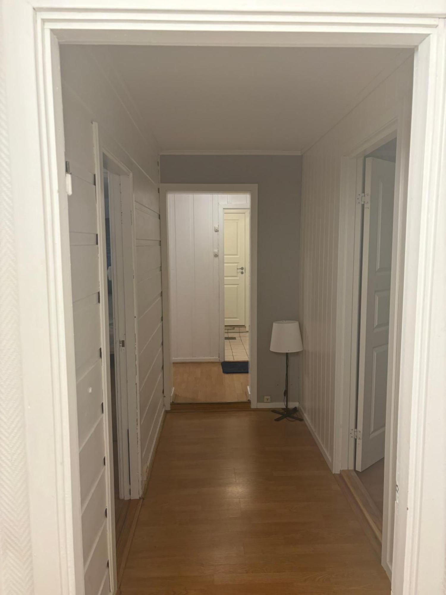 Classic 4 Bedrooms, 9 Guest Apartment In Kjeller Lillestrom - Good Proximity To Oslomet And Lillestrom Train Station Eksteriør billede